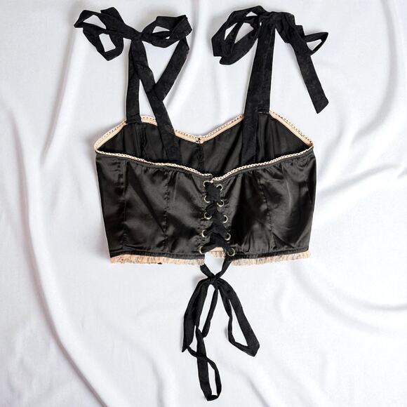 Pretty Damage Lace-Up NWT Corset Top - Picture 2 of 5